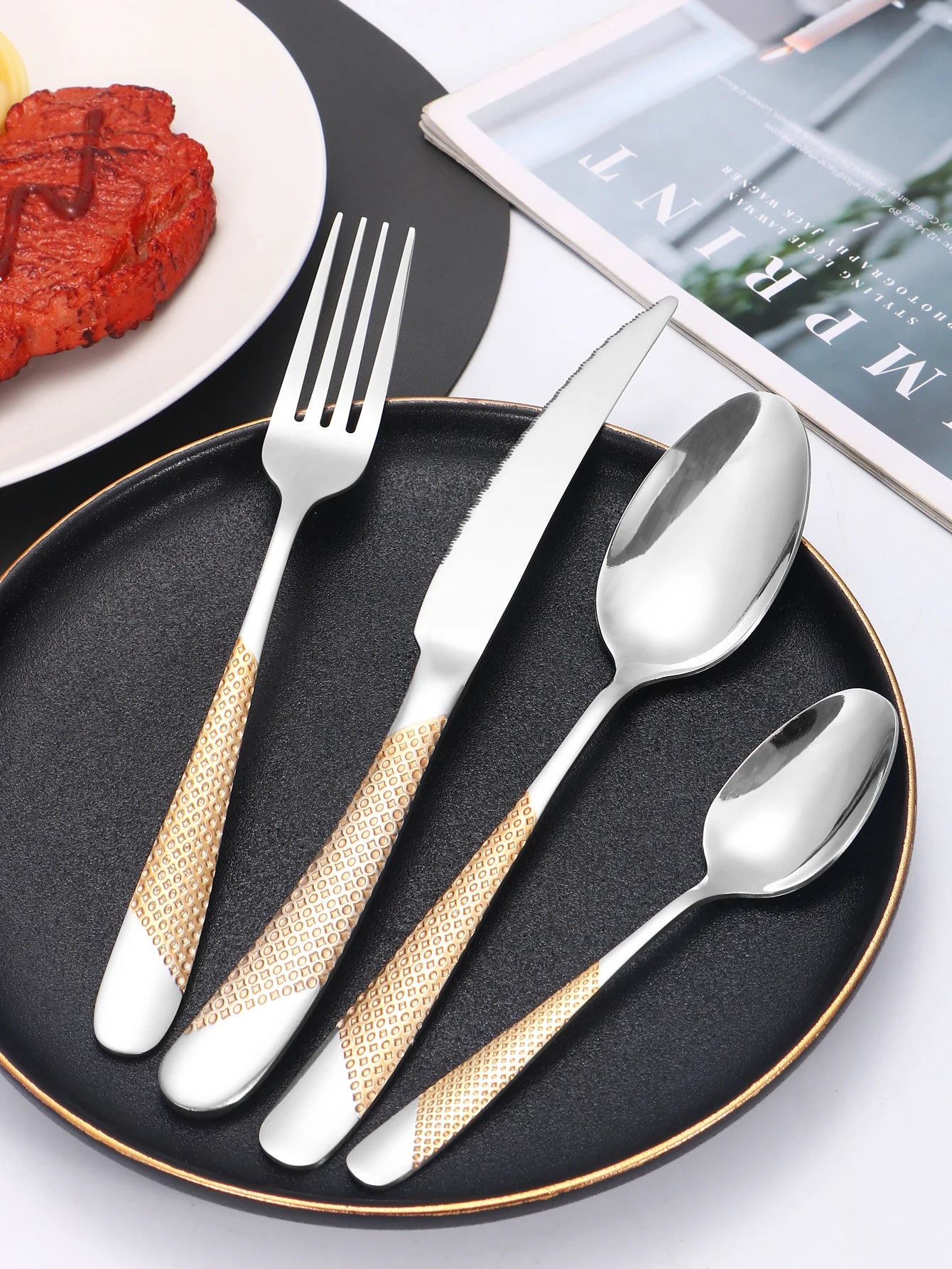 24Pc Stainless Steel Tableware Star Steak Knife and Fork Dessert Fork Spoon Family Suits